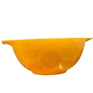 Vintage Pyrex Daisy Sunflower Cinderella Mixing Bowl Yellow Orange 1.5 QT 442